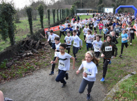 O CEIP de Barouta celebrou este xoves a súa carreira solidaria “Móvome pola paz” 